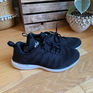 Lululemon APL Techloom Pro - 8.5